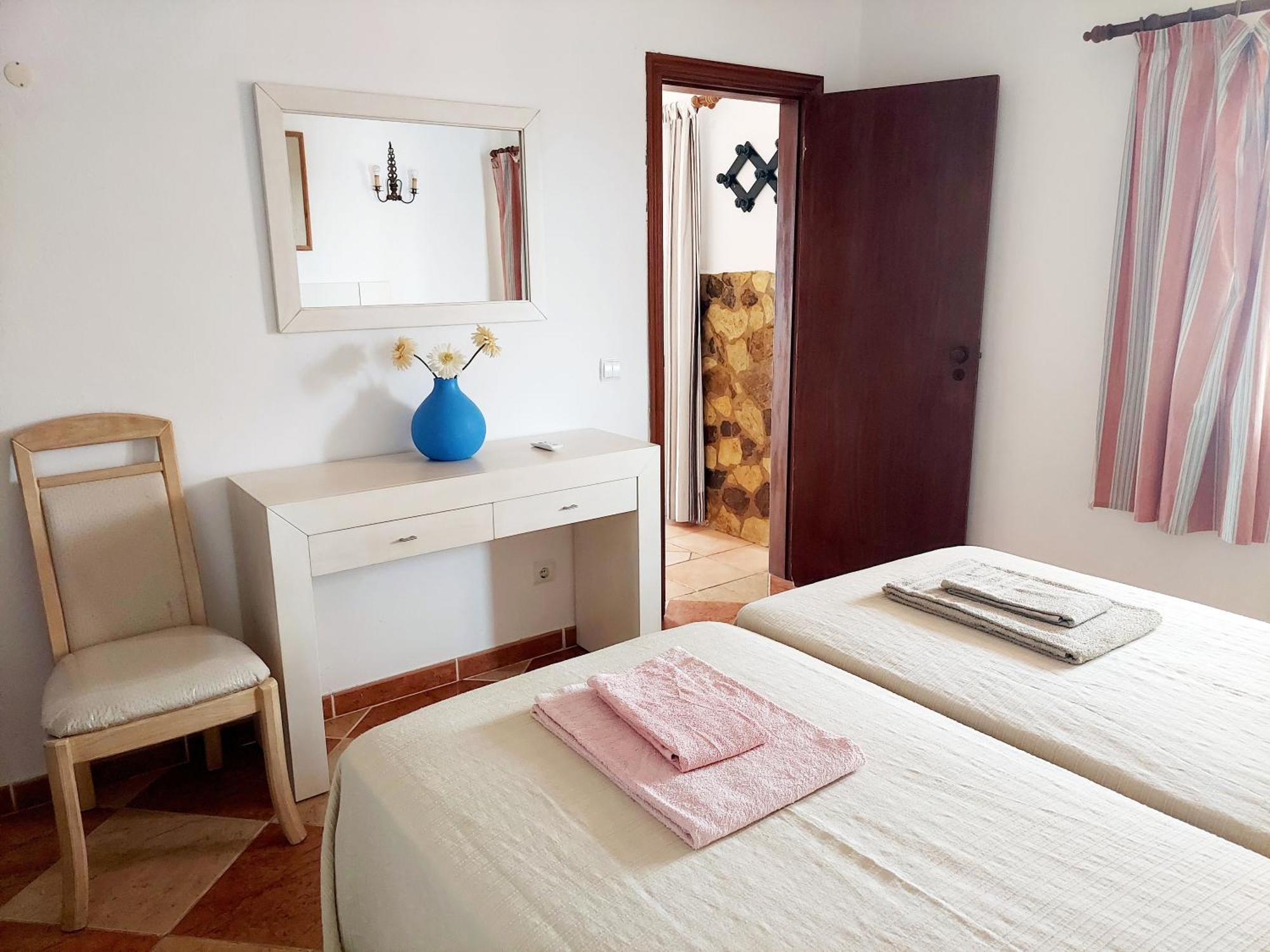 Vivenda Os Silvas Hotel Odiáxere Szoba fotó